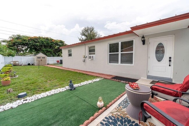 Photo - 1600 N 68th Ave