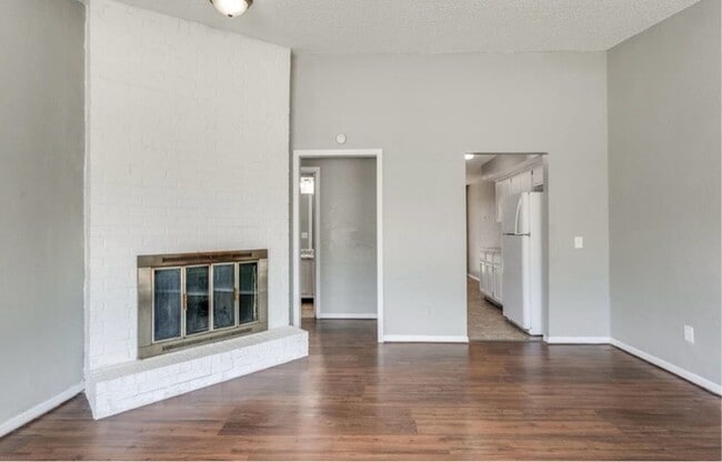 Photo - 210 Kathleen Dr