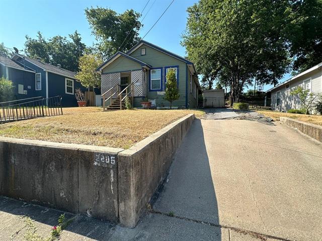 Photo - 2206 Rockefeller Blvd