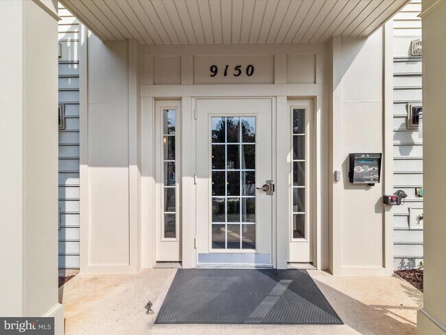 Building Photo - 9150 Gracious End Ct Unit 104