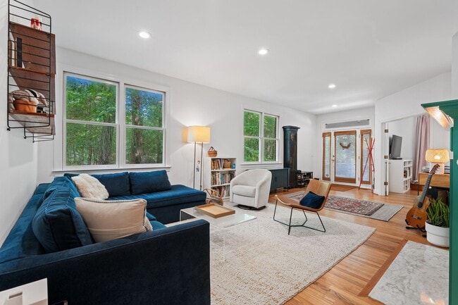 Photo - Beautiful Home in the Desirable Bel Arbor Community!