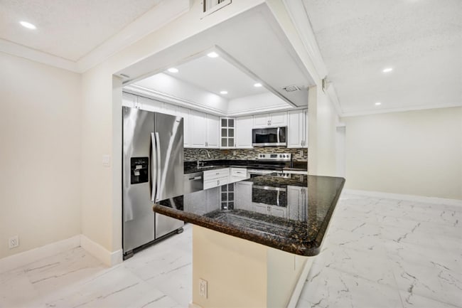 Photo - 3336 Quail Close