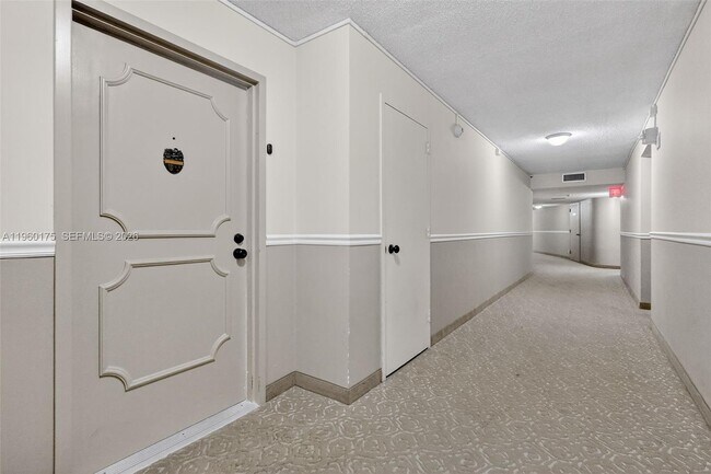 Photo - 100 Golden Isles Dr Unit 406