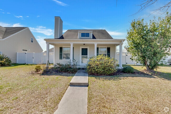 Building Photo - 19 Bushwood Dr Rental