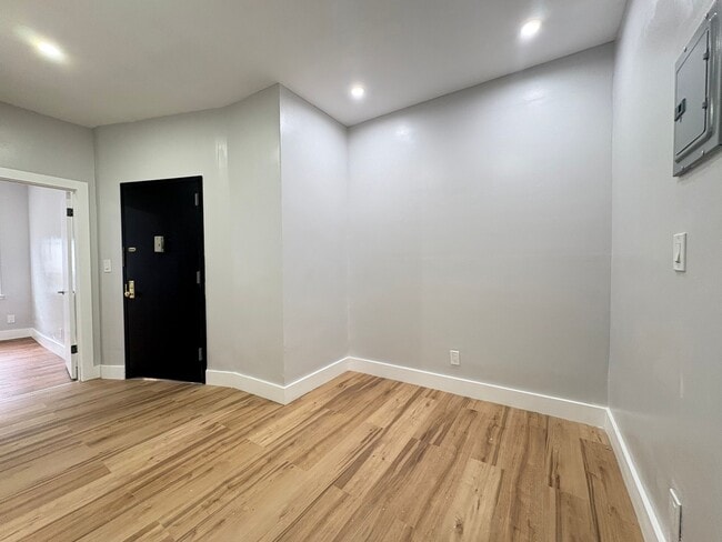 168 Ocean Ave 8 - 178 Ocean Ave Unit 8