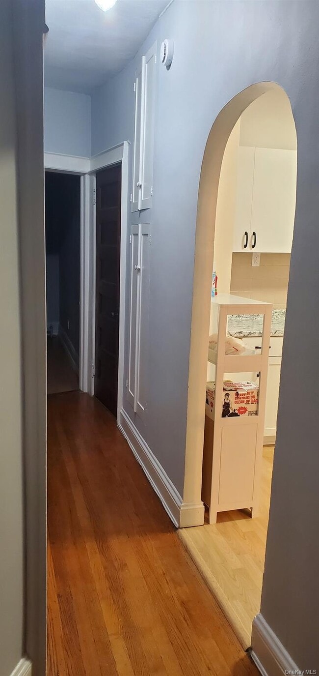 Photo - 86-33 76th St