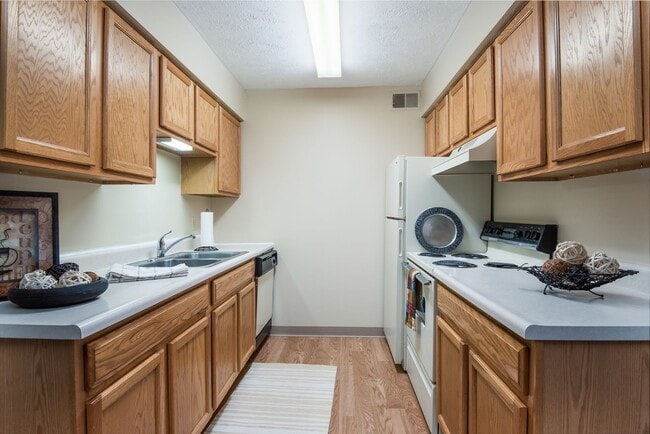 Harrisburg Square Apartments