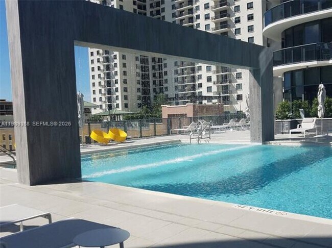 Photo - 45 SW 9th St Unidad 45 SW 9th St # 2905