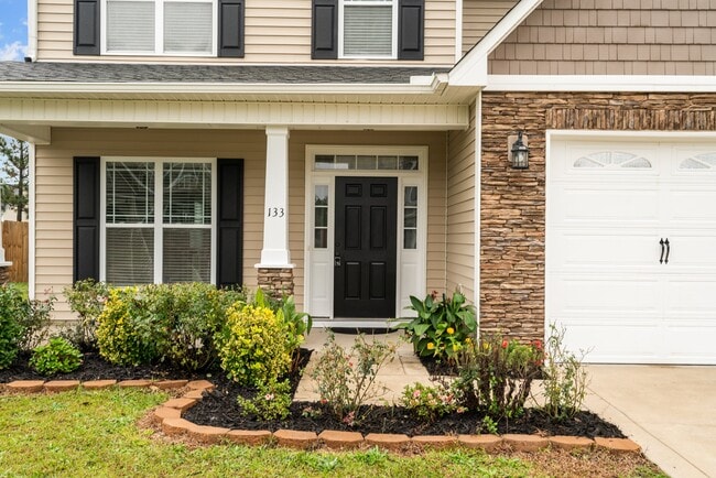 Photo - 133 Lockwood Dr
