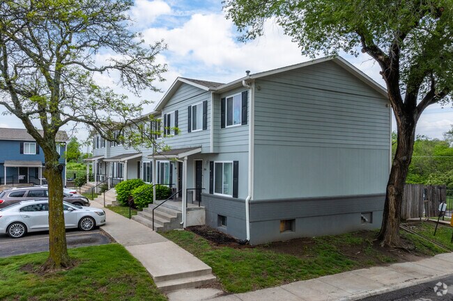 Paradise Plaza Townhomes