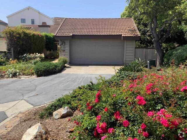 Building Photo - 1729 Gascony Rd Rental