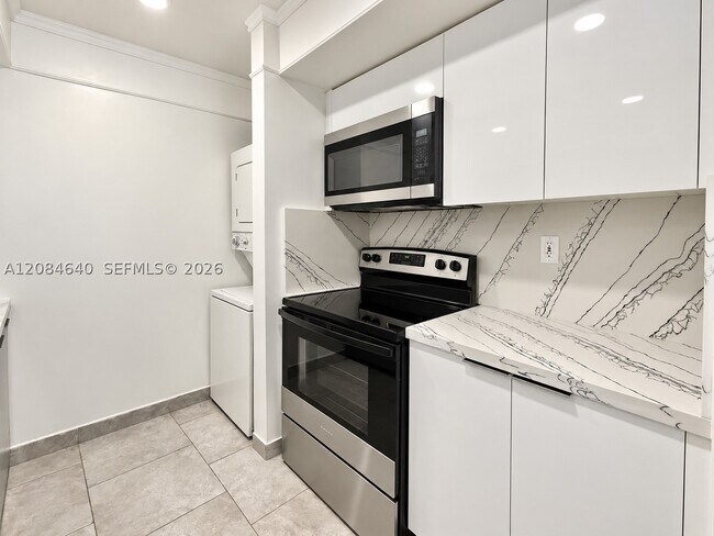 5055 NW 7th St Unit 708