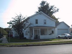 Photo - 144 W Utica St