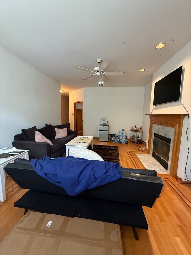 Photo - 4101 N Kenmore Ave Unit 2S