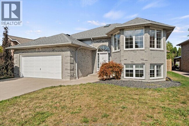 Photo - 3316 Kenilworth Dr