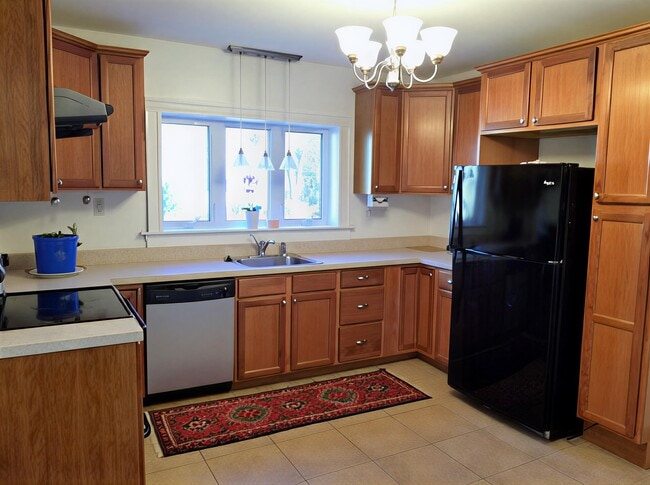 Photo - 248 Park St Unit 1