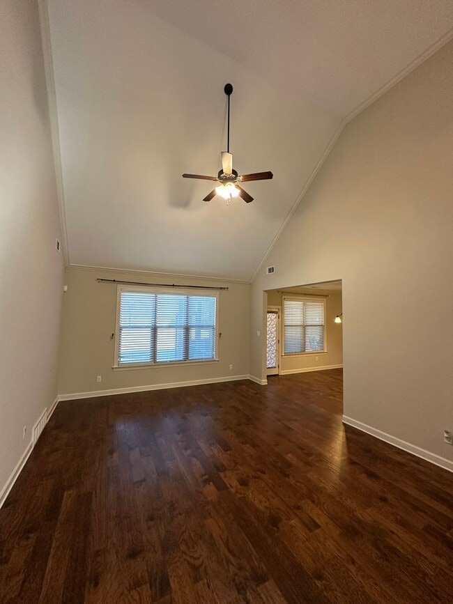 Photo - 4 BR/3 BA in exclusive Montrose Subdivision in Olive Branch!