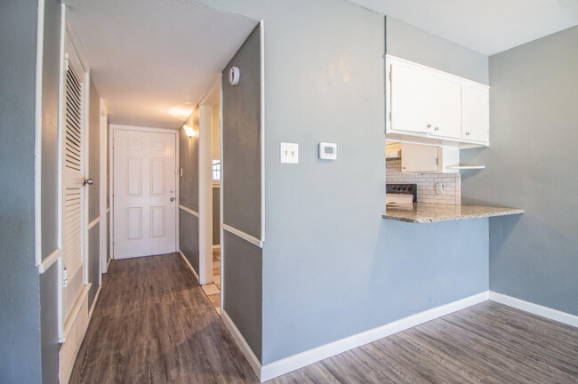 Photo - 2101 49th St Townhome