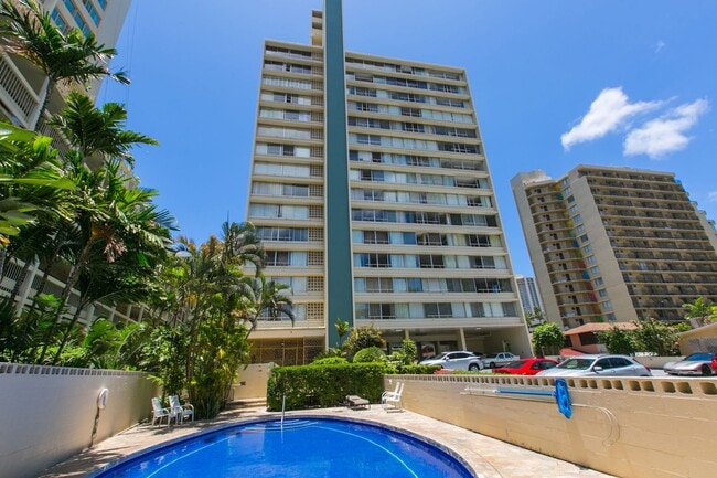 Building Photo - Seaside Towers fully furnished one bedroom... Rental