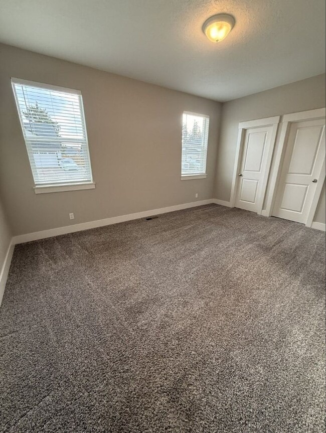 Photo - 3 Bed 2 Bath - Sublimity Duplex