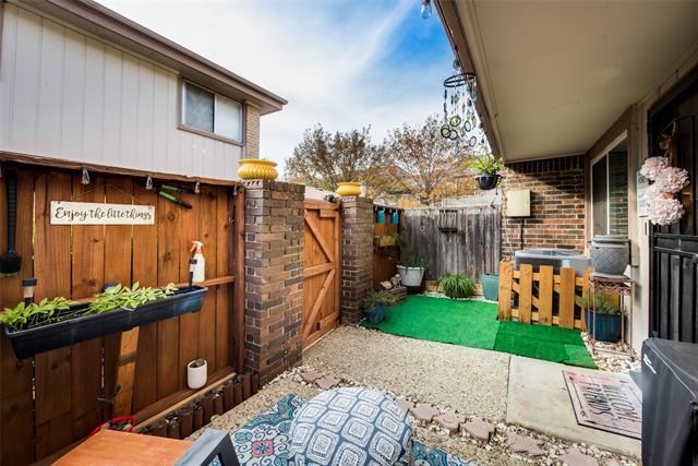 Photo - 4417 Westminster Dr