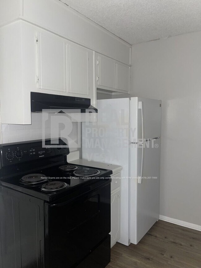 Photo - 406 Russell Pkwy Unit 2