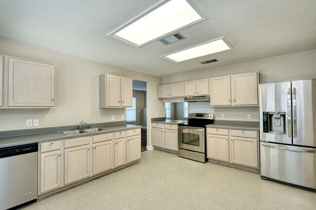 Photo - 11412 Kingsgate Dr