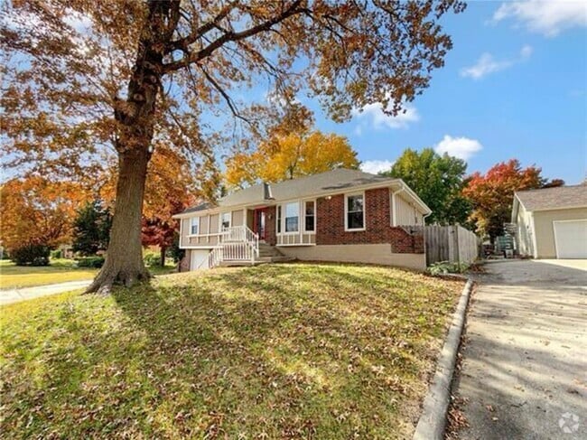 Building Photo - 7704 Westridge Rd Rental