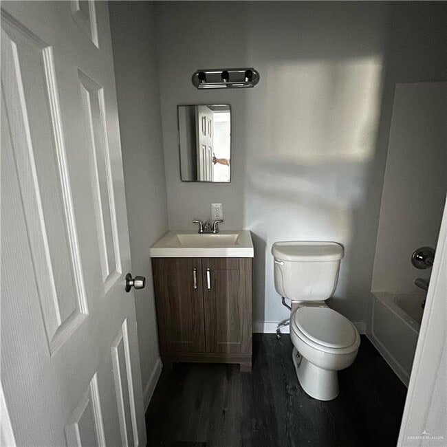 Photo - 5 W St Charles St Unidad 5