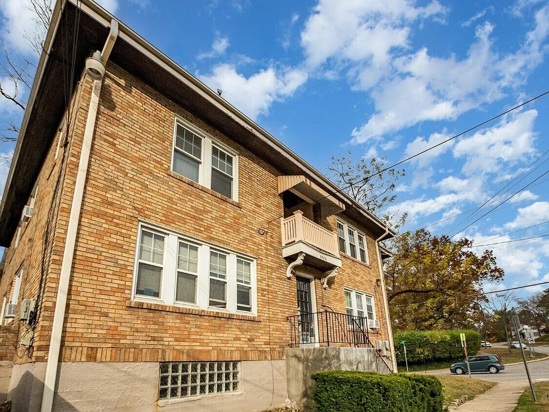Photo - 2924 Victoria Ave (Cincinnati, OH)