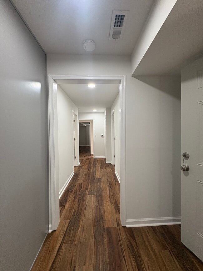 Photo - 909 Ridge St