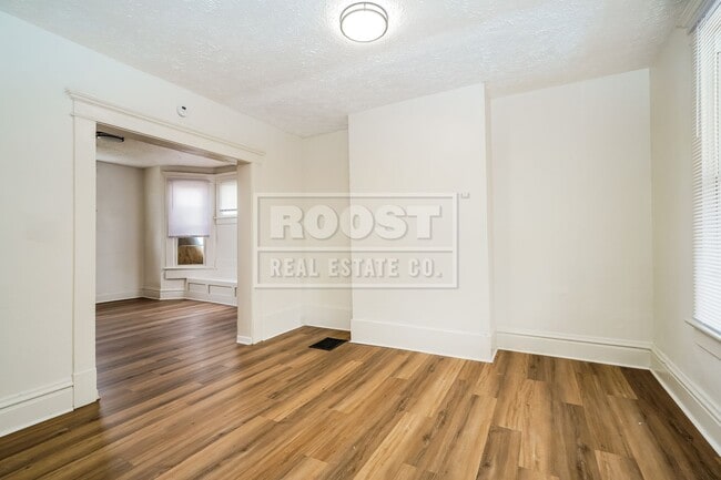 Photo - 4 Bedroom 1 Bathroom Single Family Home Available in Columbus!