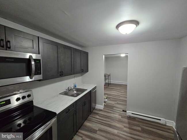 Photo - 121 W Jersey Ave