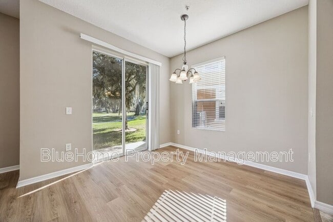 Photo - 1359 Broken Oak Dr