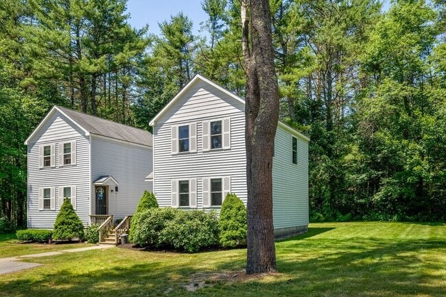 Building Photo - 10 Rose Terrace Cir