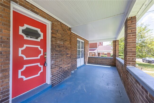 Photo - 2020 Frankella Ave