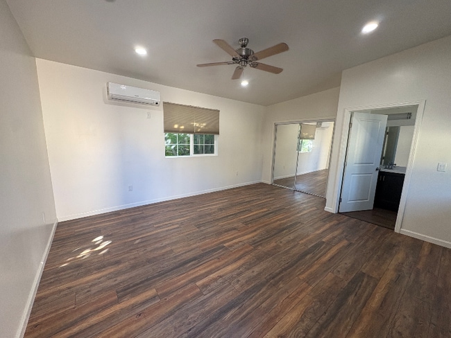 Building Photo - 1156 West Blvd