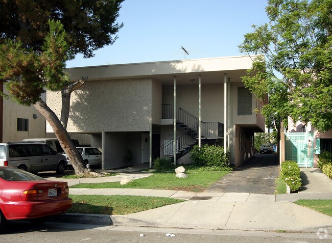 Building Photo - 3623 Keystone Ave Rental