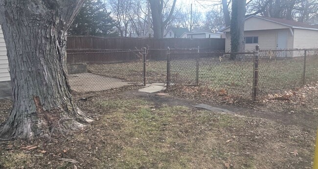 Photo - 3 bed, 1 bath