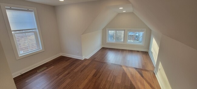 Photo - 6119 N Wolcott Ave Unit 3