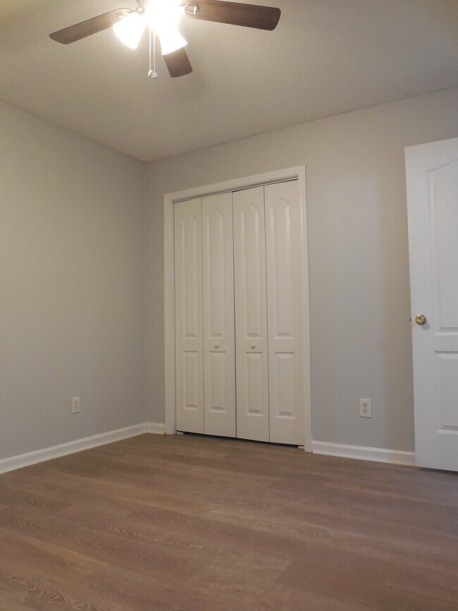 Bedroom #2 - 305 Chadwyck Cir