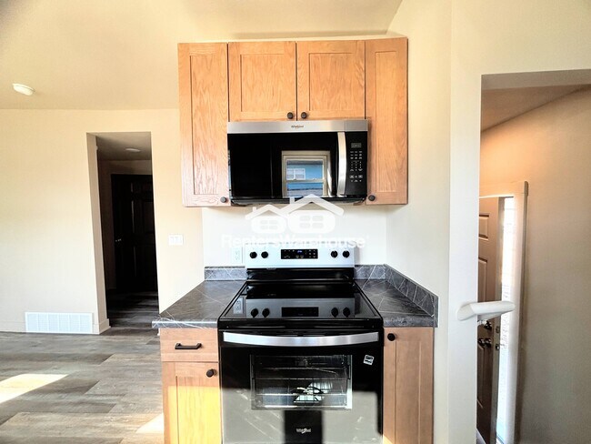 Photo - 2621 SE 14th St