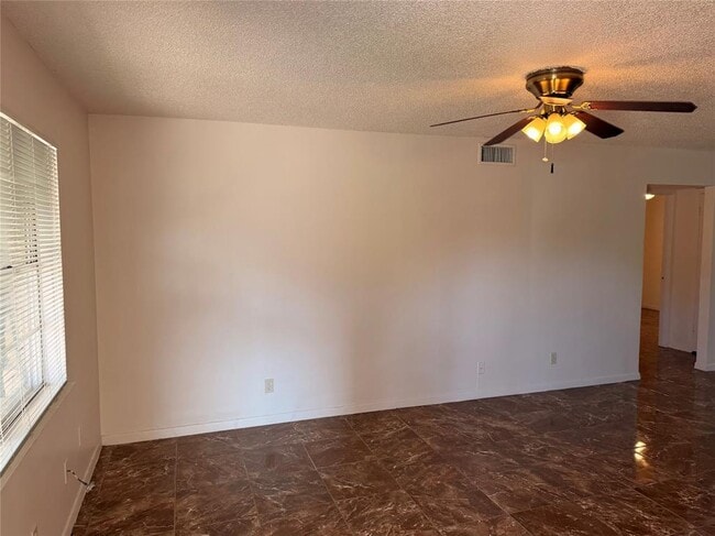 Photo - 7406 Southgate Ln