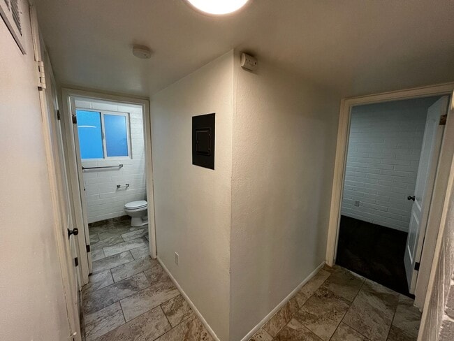 Photo - NEW Fall/Winter Contracts available - August to April, 2-Bedroom Apartment, Close to BYU campus Unit 34