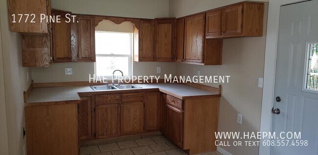 Photo - 1772 Pine St.