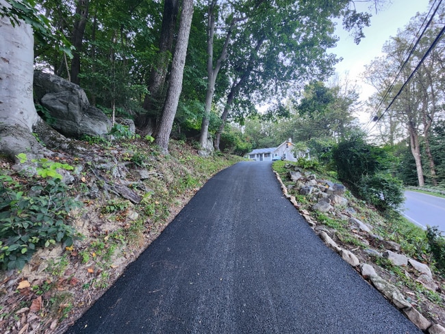 Photo - 15215 Charmian Rd