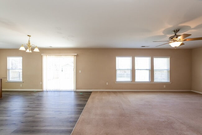 Photo - 519 Nanny Point Dr