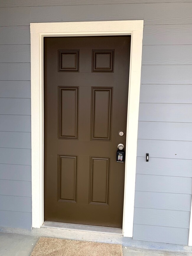 Photo - 178 Shiro Dr