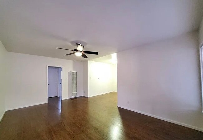 5747 La Mirada Ave Unidad 6