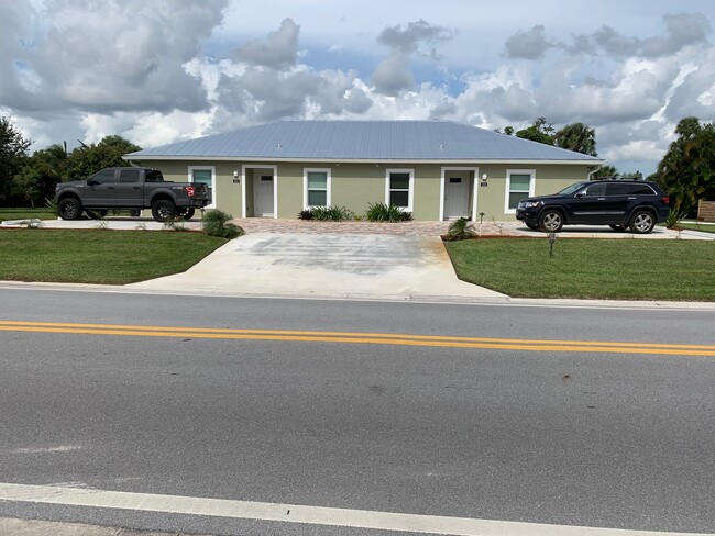 Photo - 926 NW Spruce Ridge Dr